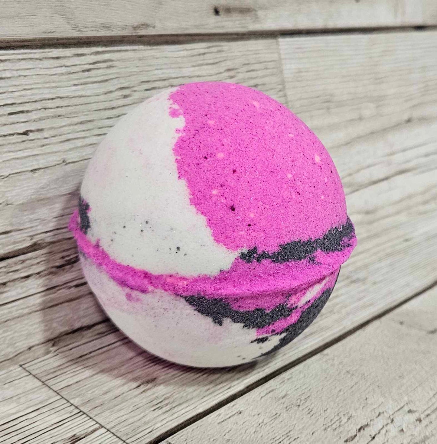 'B Opium' Jumbo Round Bath Bomb-260g