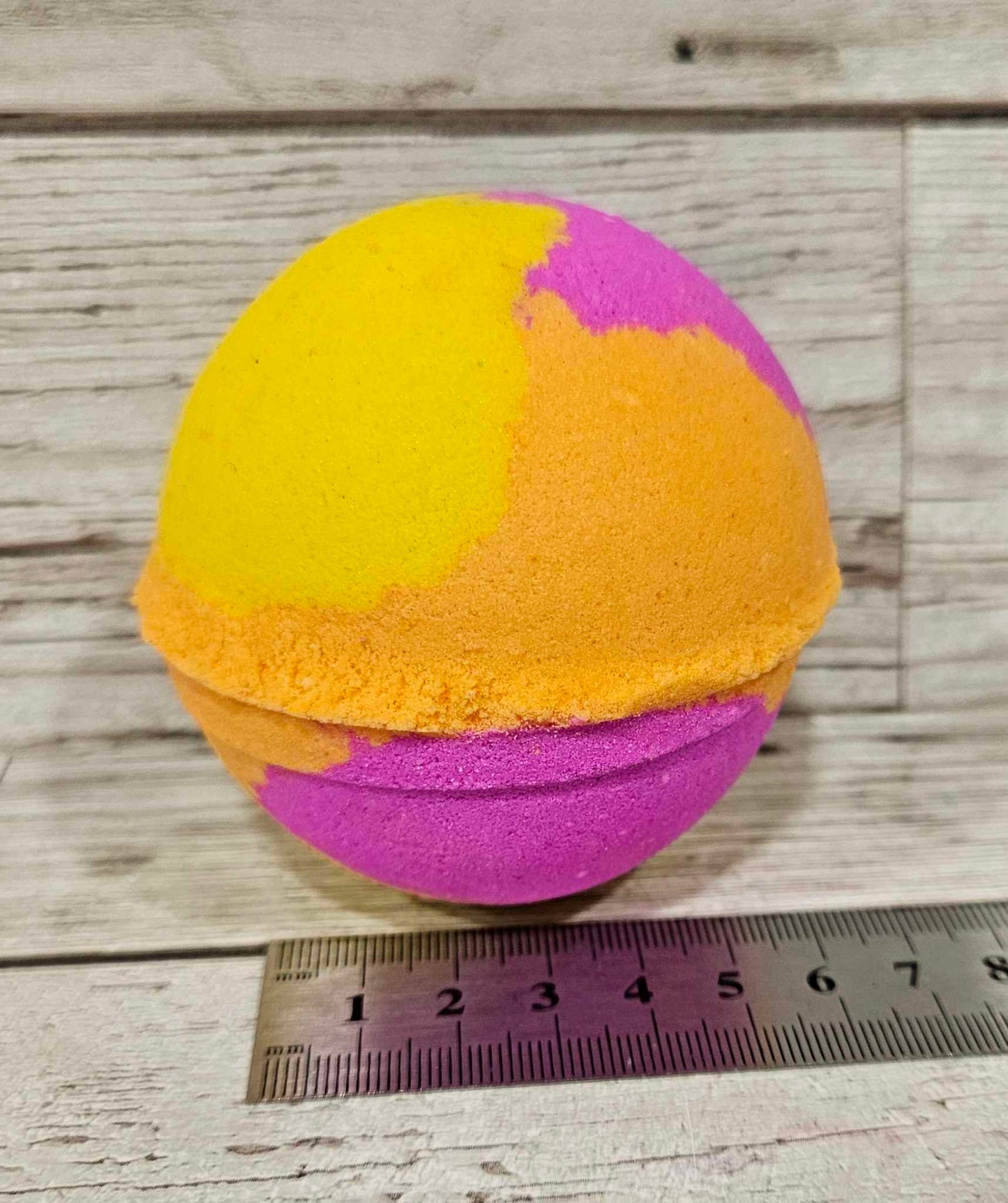 'Fruit Salad' Jumbo Round Bath Bomb-260g