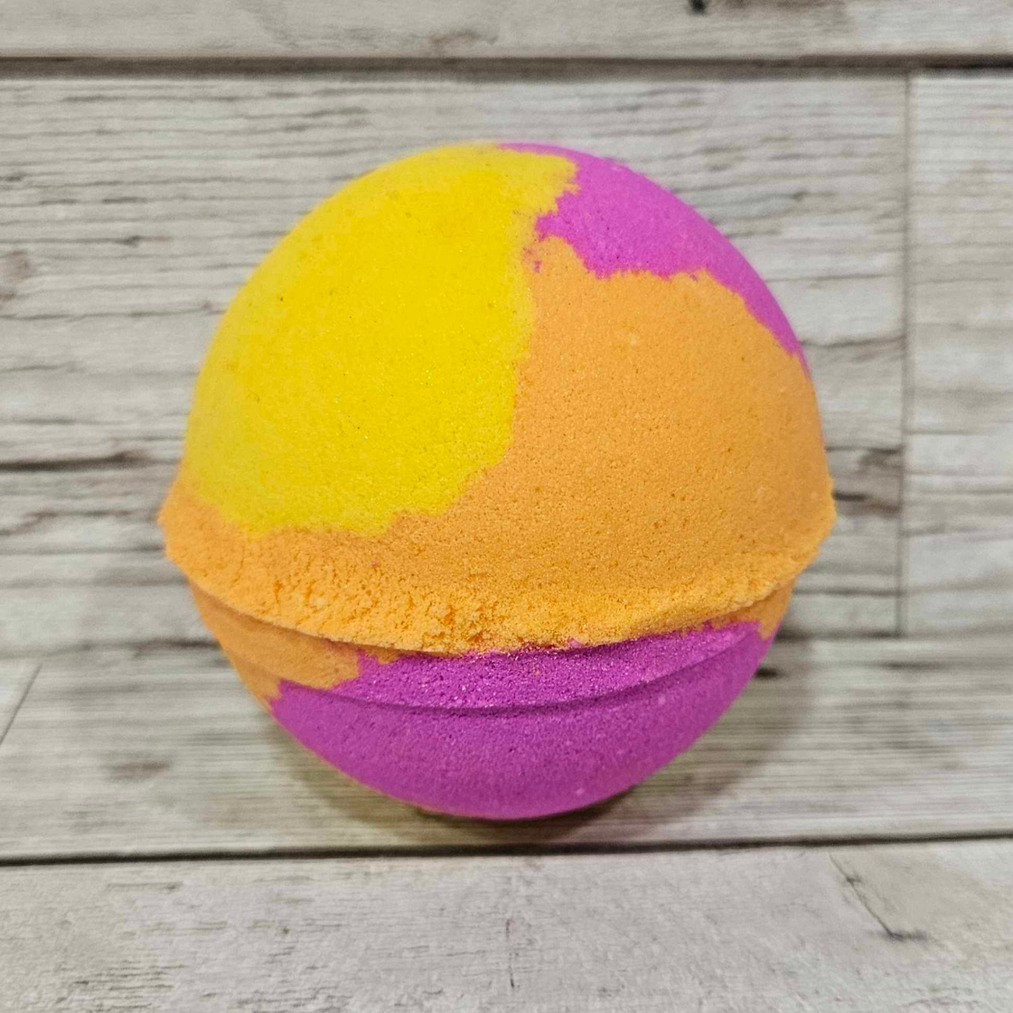 'Fruit Salad' Jumbo Round Bath Bomb-260g