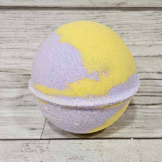 'Lavender and Chamomile' Jumbo Round Bath Bomb-260g