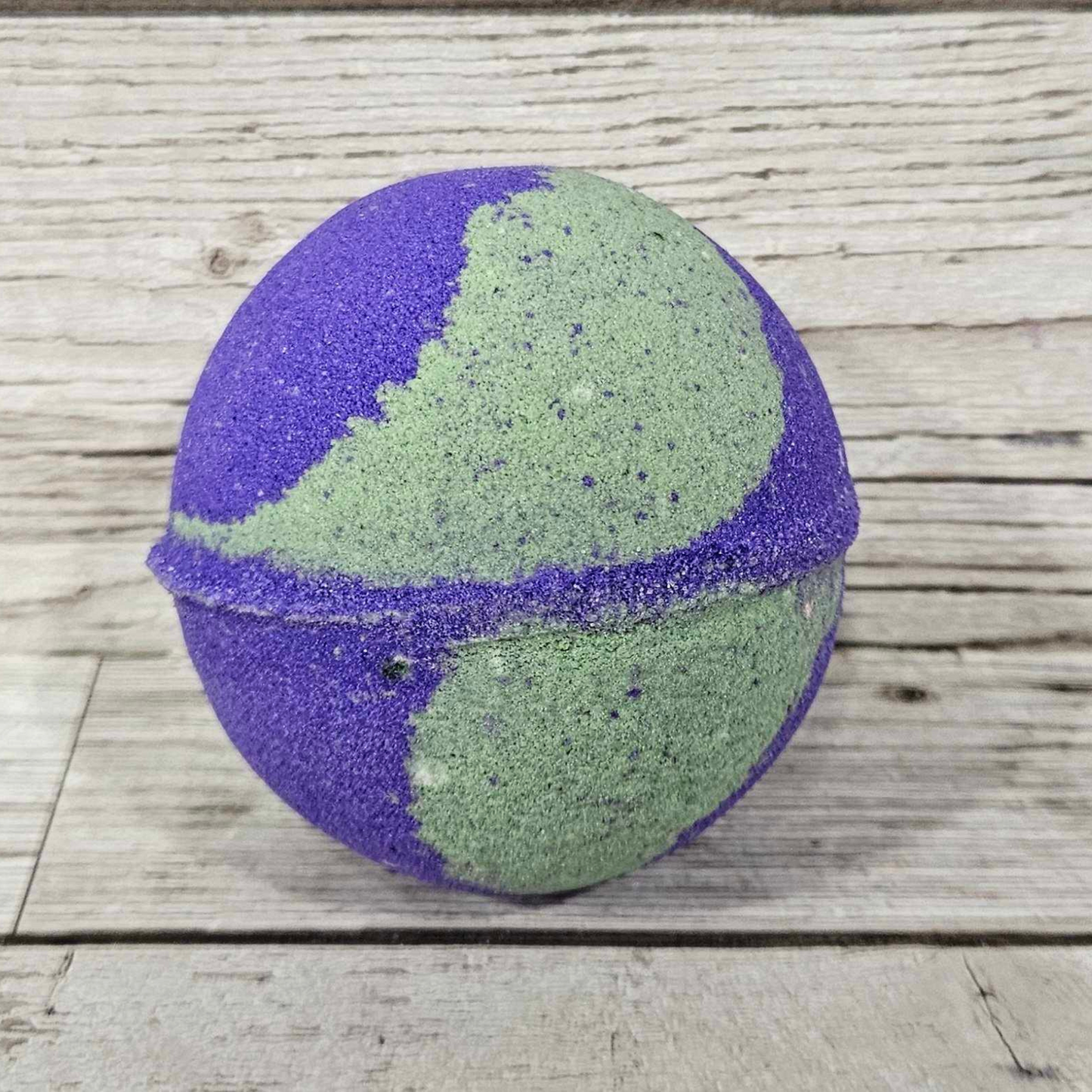 'Space Purple' Jumbo Round Bath Bomb-260g