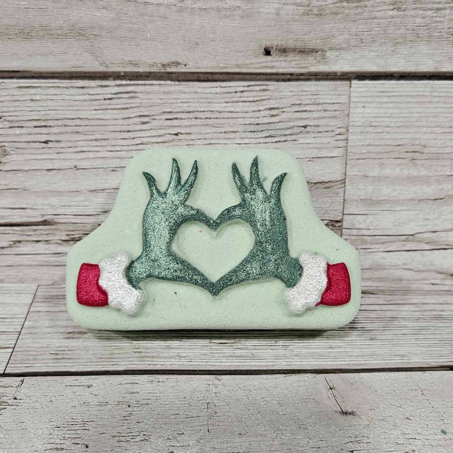 'Bah Humbug Love' Bath Bomb