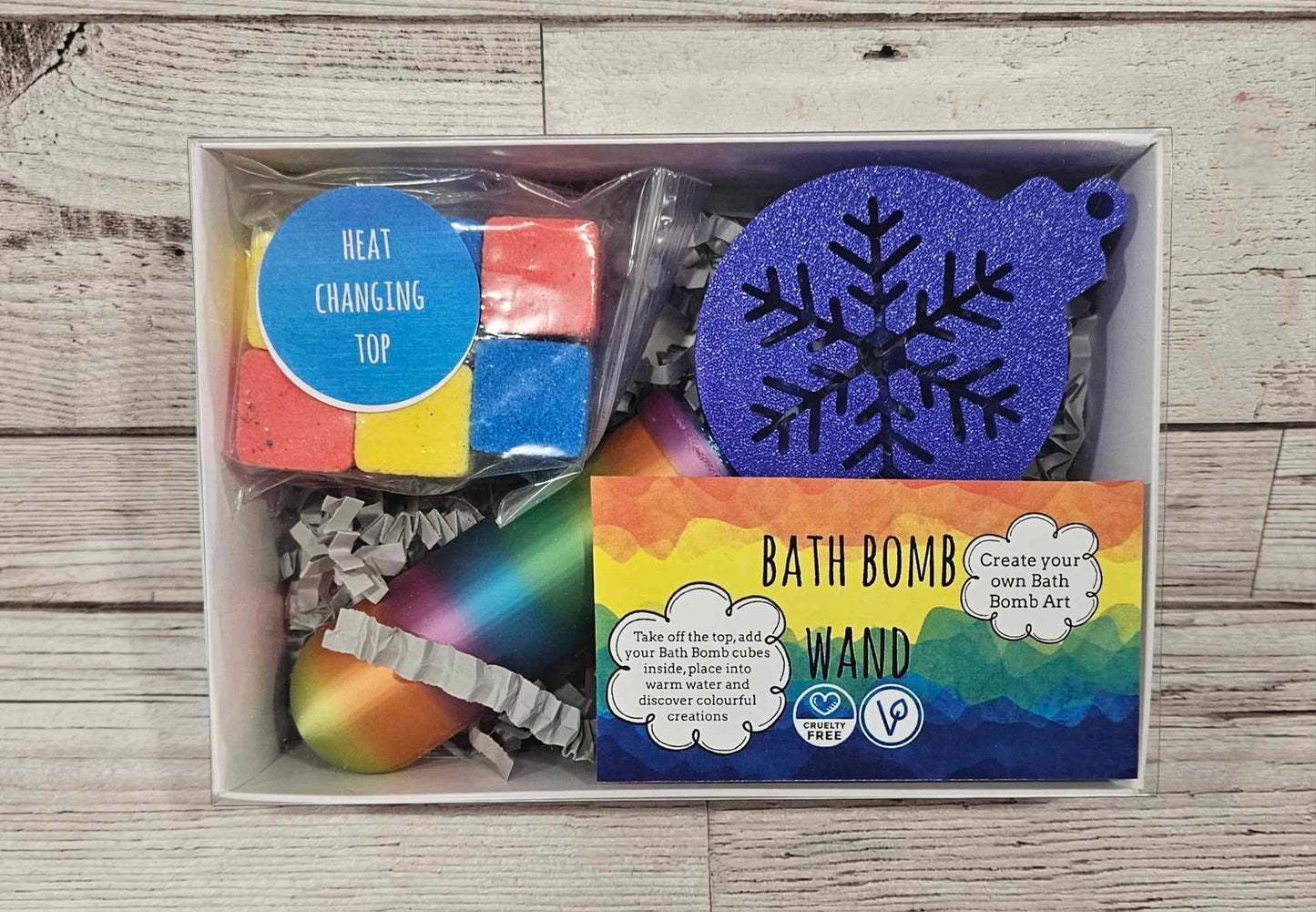 'Heat Changing Christmas Bauble' Bath Bomb Wand