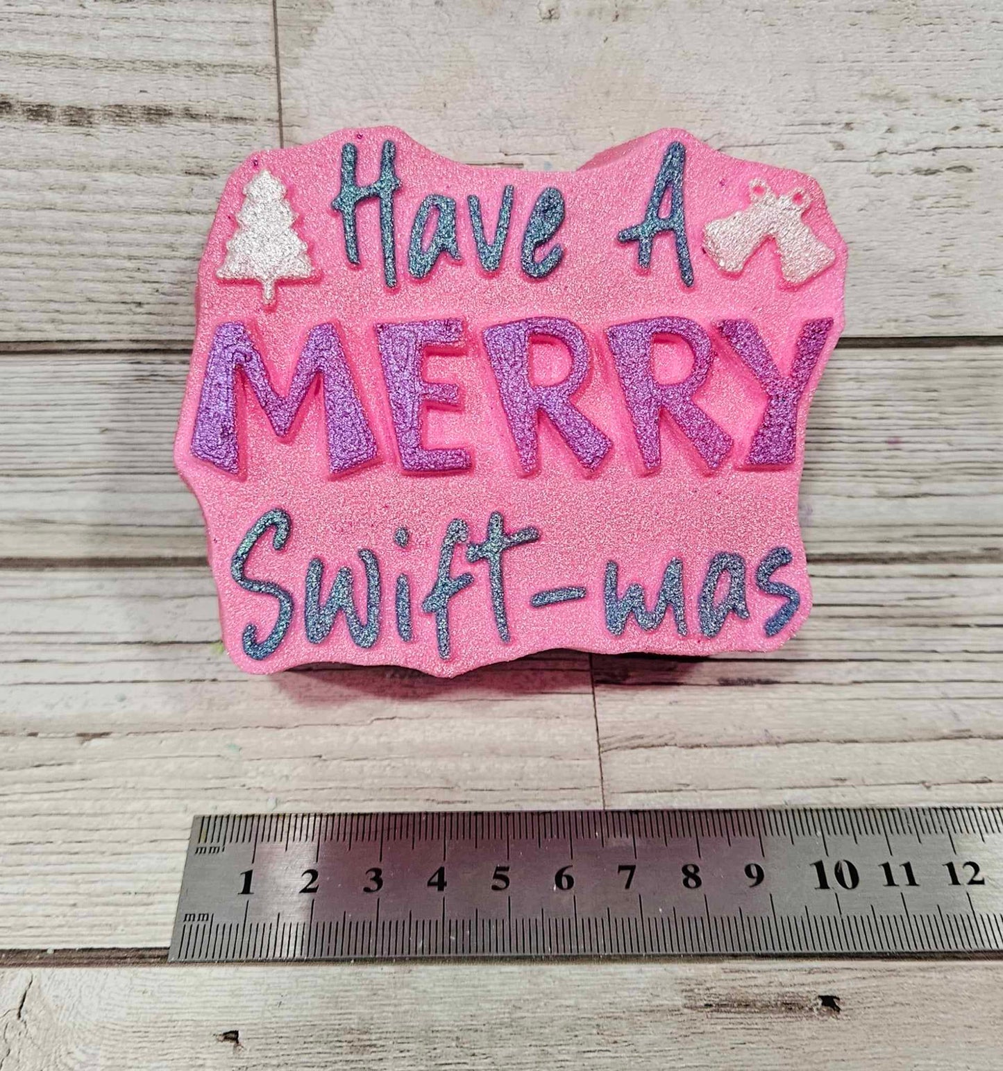 'Have a Merry Swift-Mas' MEGA Bath Bomb