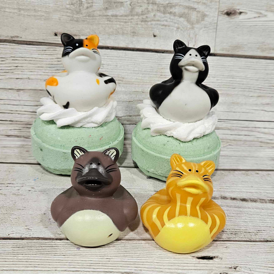 'Kitty Cat Ducky' Bath Bomb