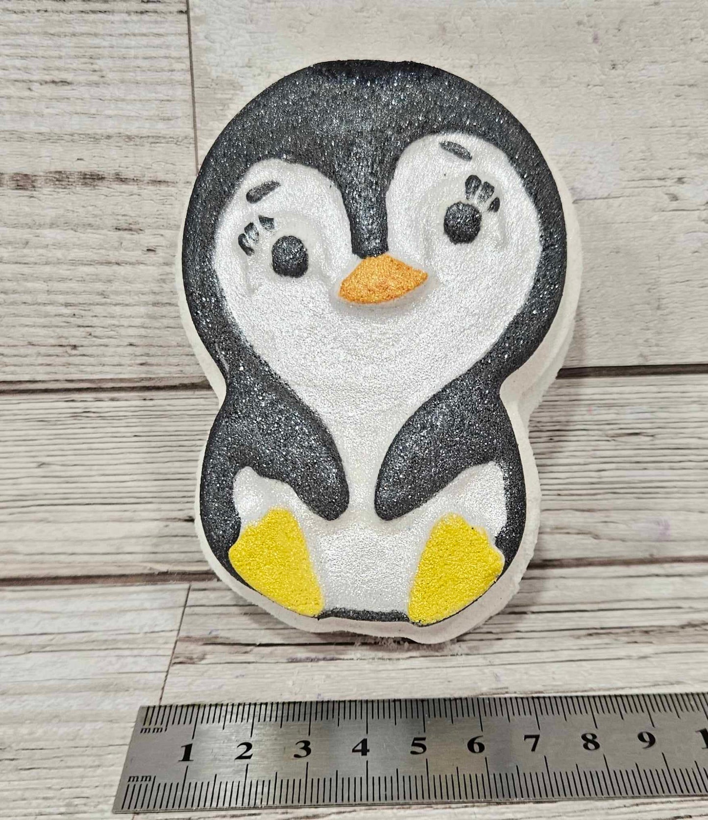 'Pop the Penguin' Bath Bomb