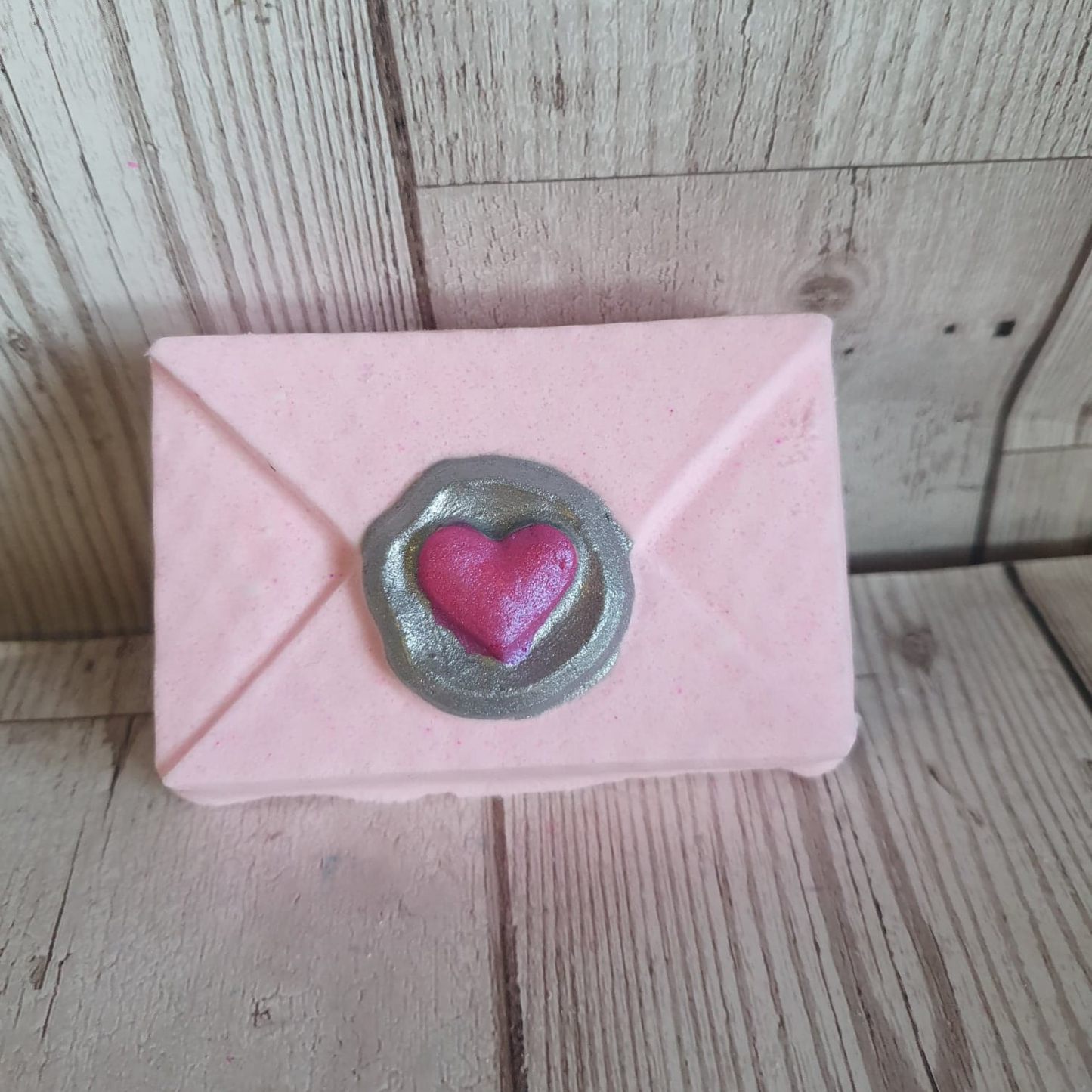 'Sealed with Love' Bath Bomb