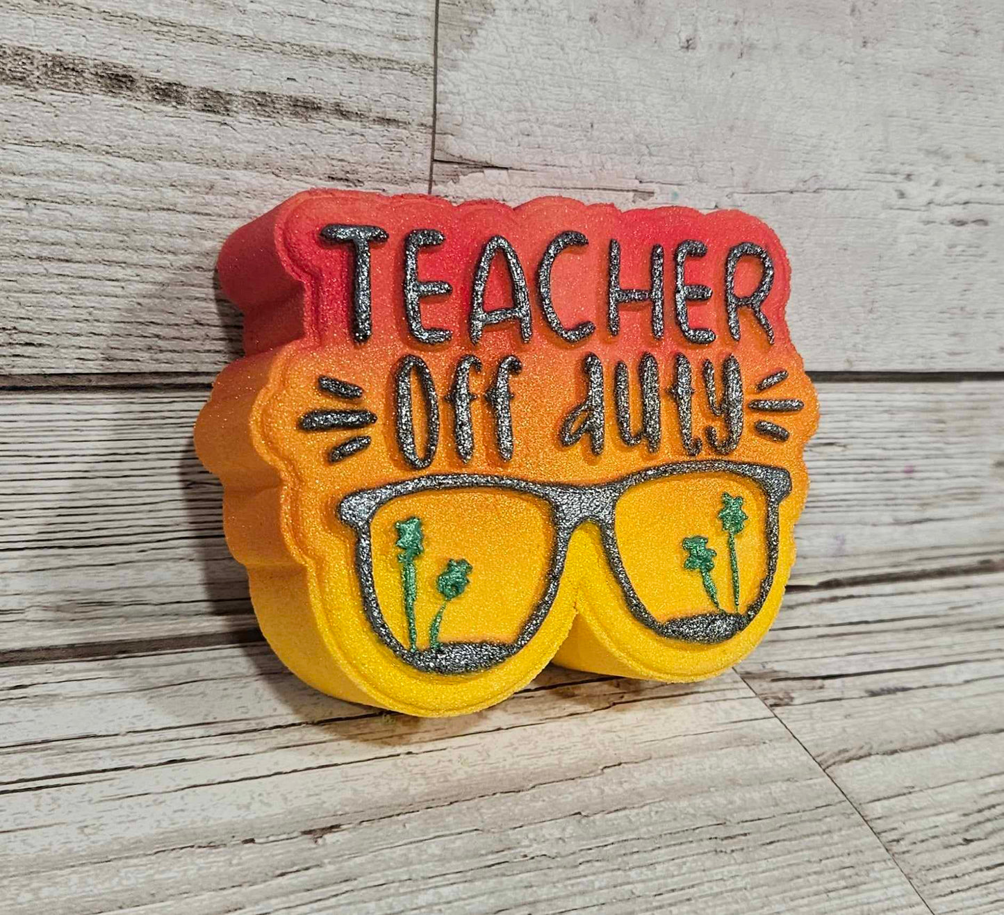 'Teacher Off Duty' Bath Bomb