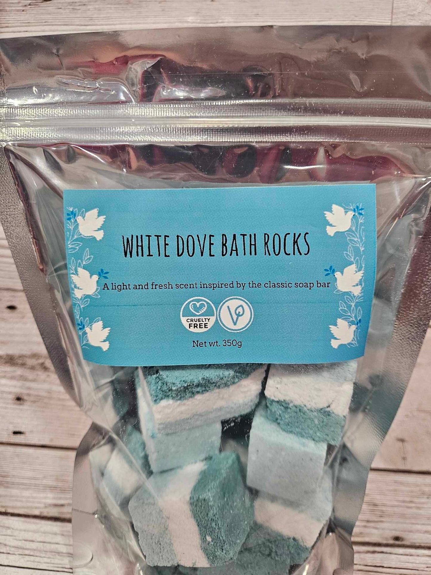 'White Dove' Bath Rocks